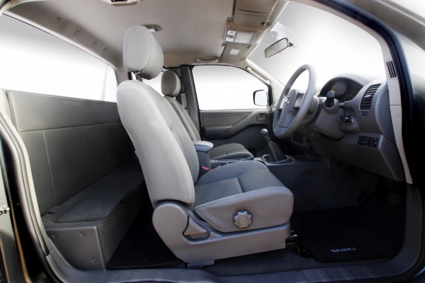 Nissan Navara Cab
