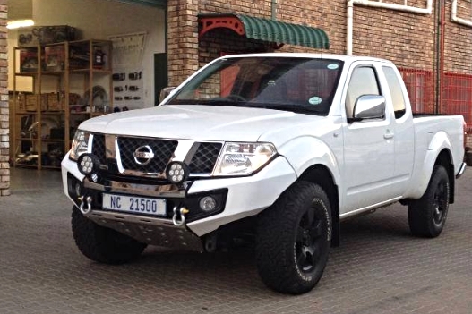 Nissan Navara Custom