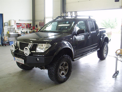 Nissan Navara Custom