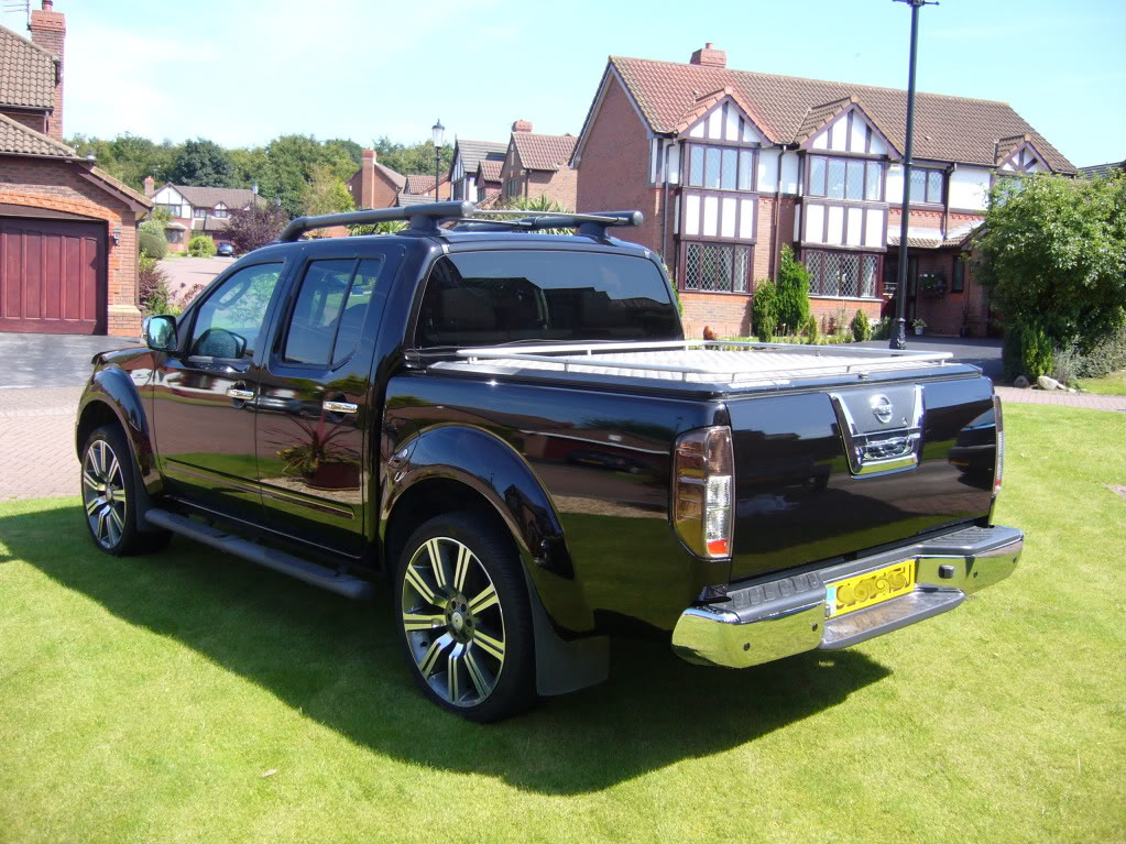 Nissan Navara Custom