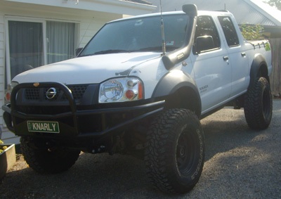 Nissan Navara D22 Modified