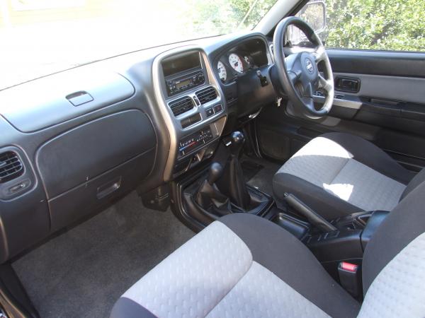 Nissan Navara D22 Modified