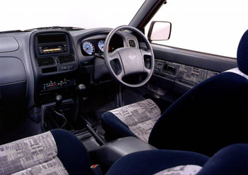Nissan Navara D22