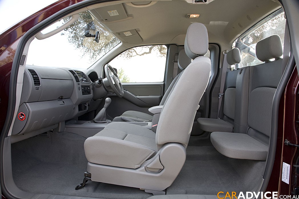 Nissan Navara Extra Cab