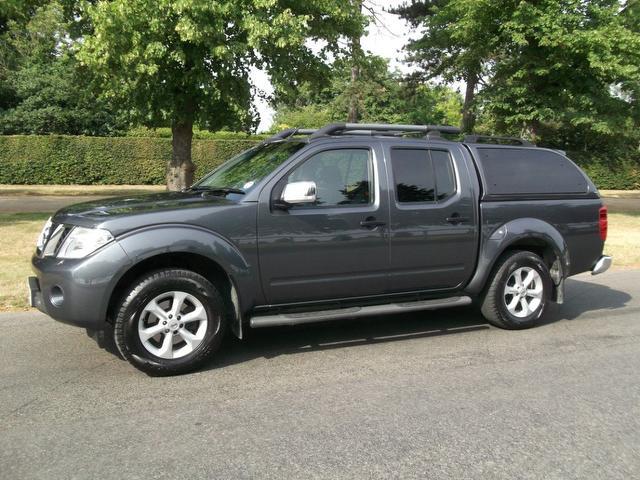 Nissan Navara Grey