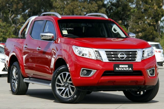 Nissan Navara Red