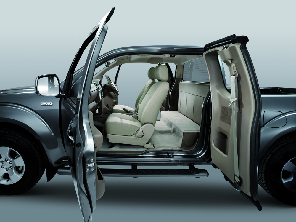 Nissan Navara Space Cab