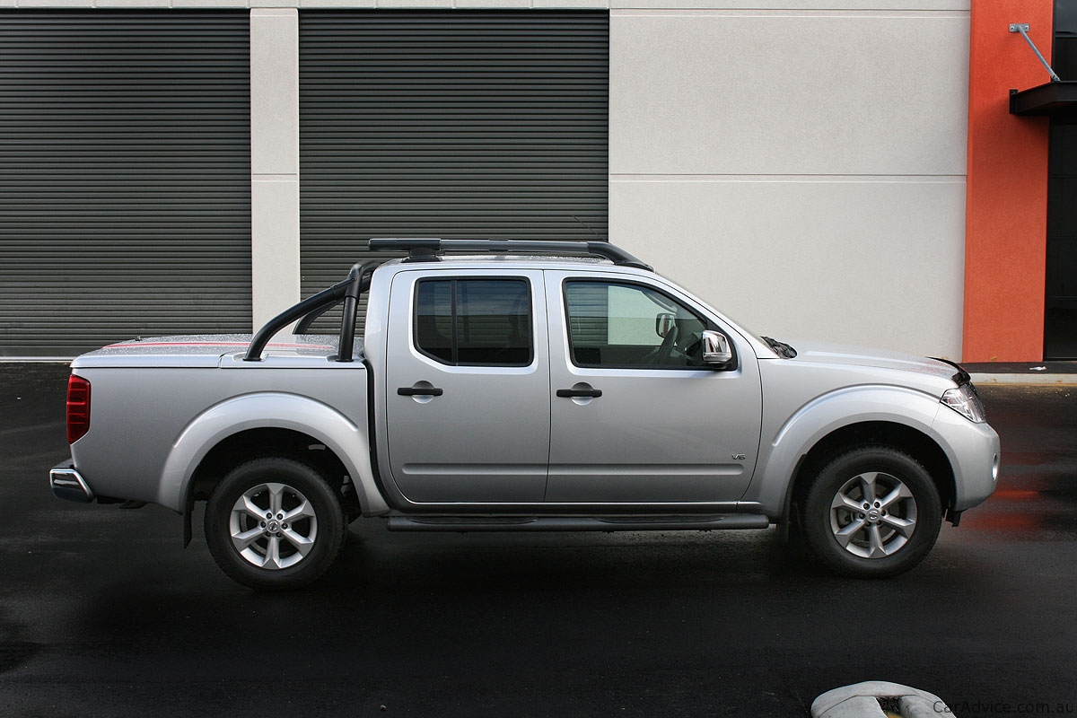 Nissan Navara St