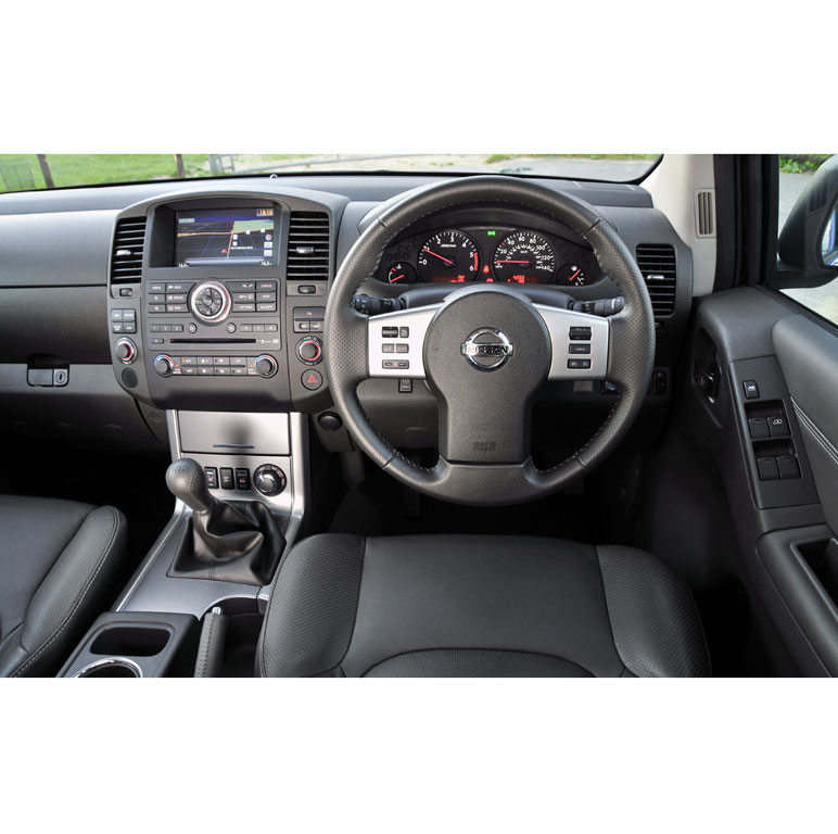Nissan Navara Tekna Connect