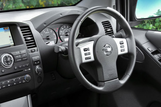 Nissan Navara Tekna Connect