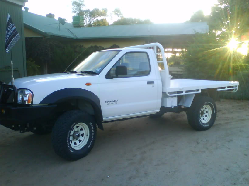 Nissan Navara Tray Back