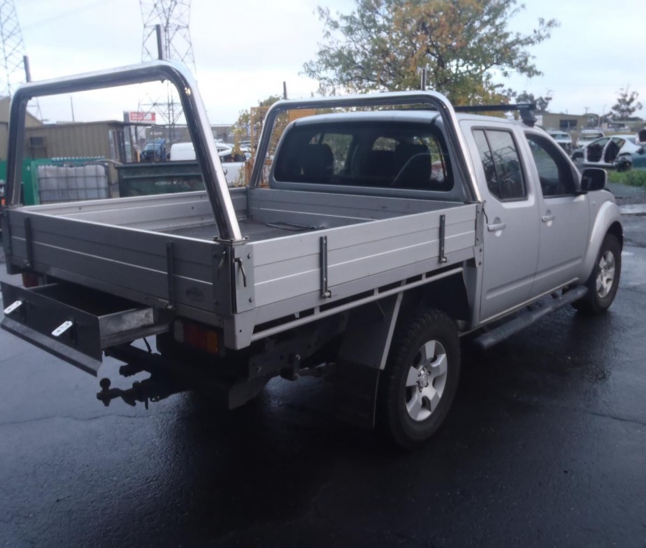 Nissan Navara Tray Back