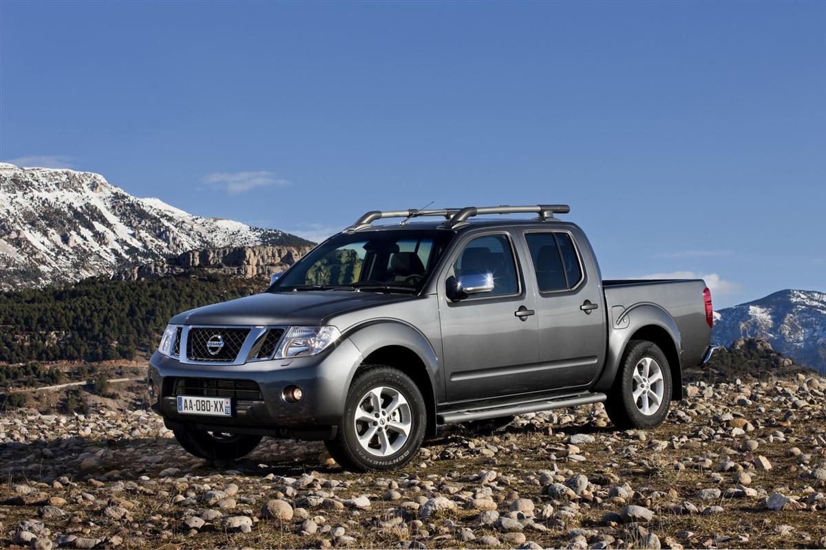 Nissan Navara V6