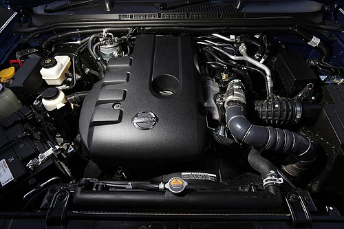 Nissan Navara V8