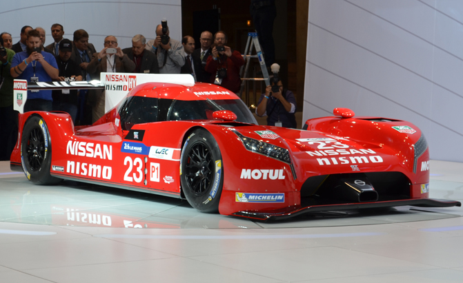 Nissan Nismo Gt-R Lm