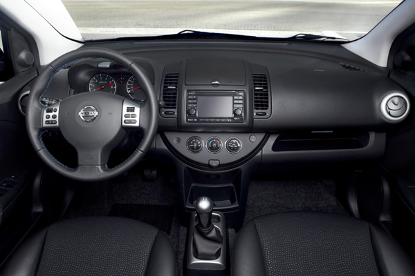 Nissan Note E11