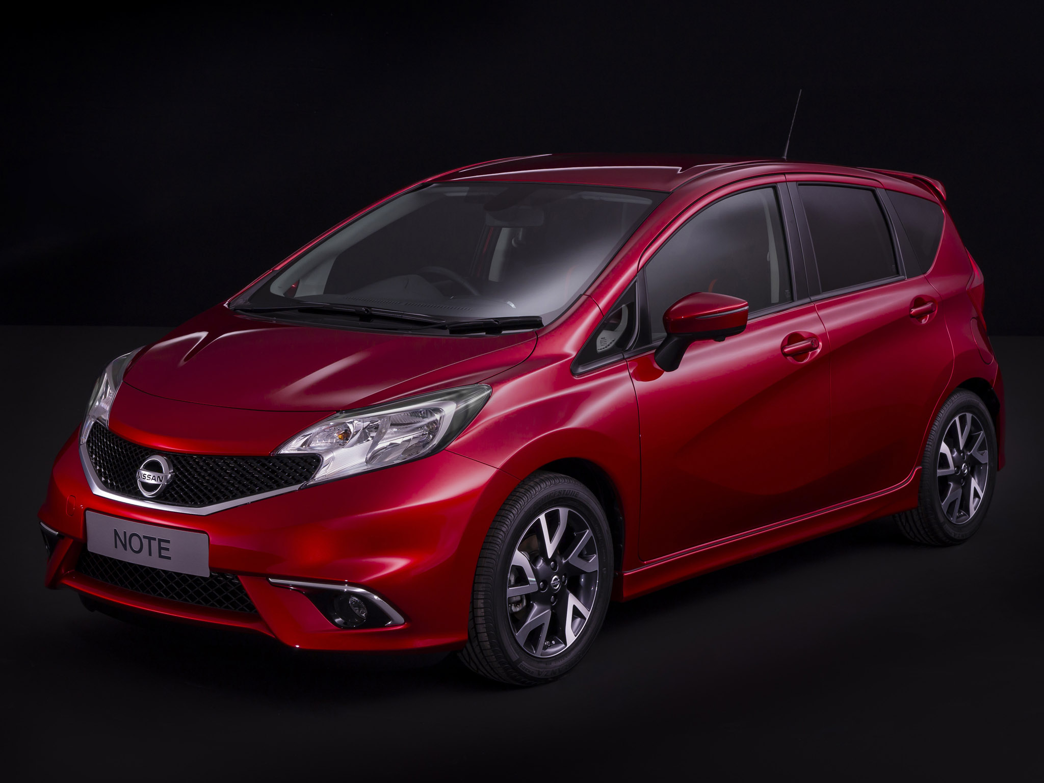 Nissan Note E12