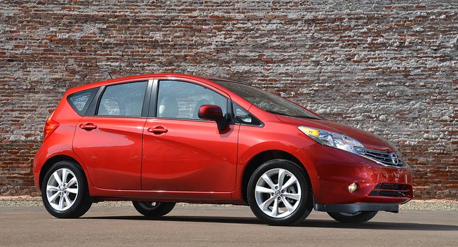 Nissan Note Red