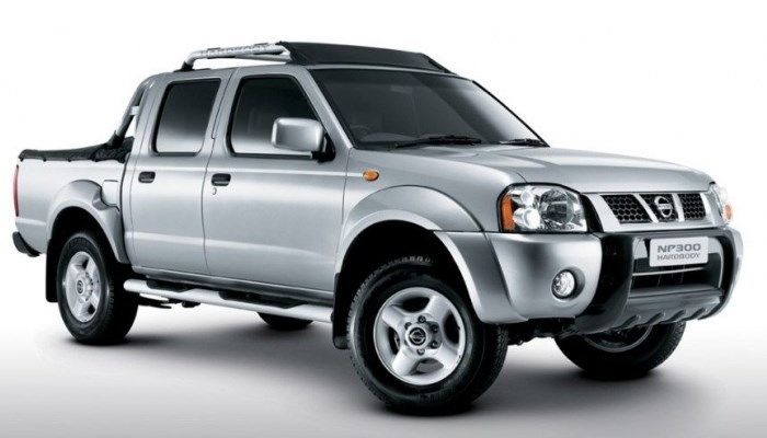 Nissan Np300 2014
