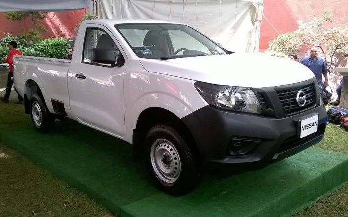 Nissan Np300 2016