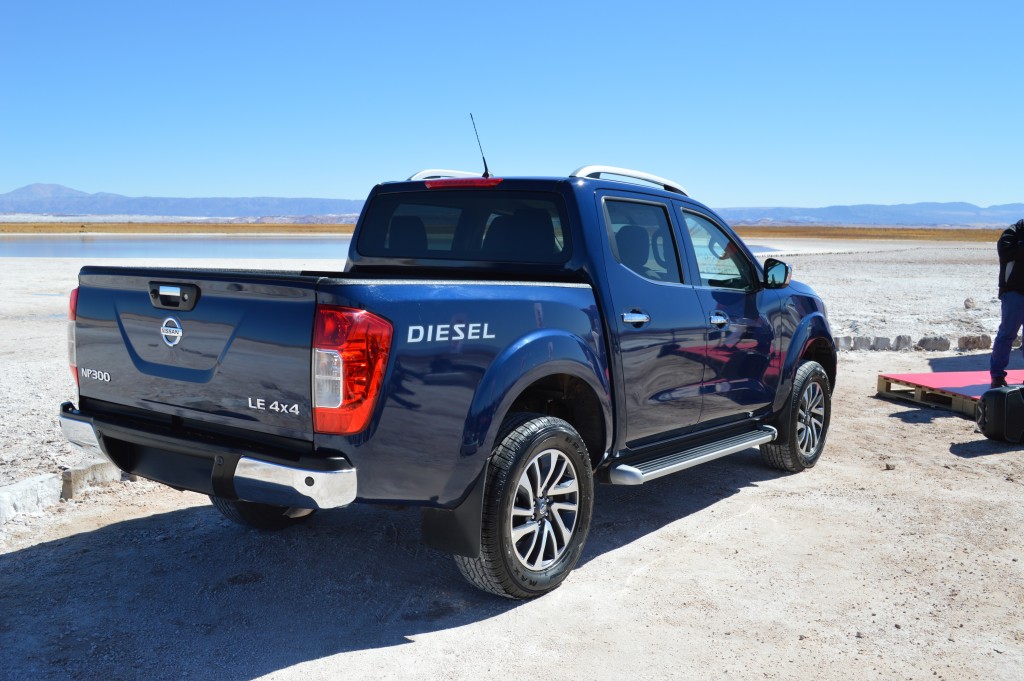 Nissan Np300 2016