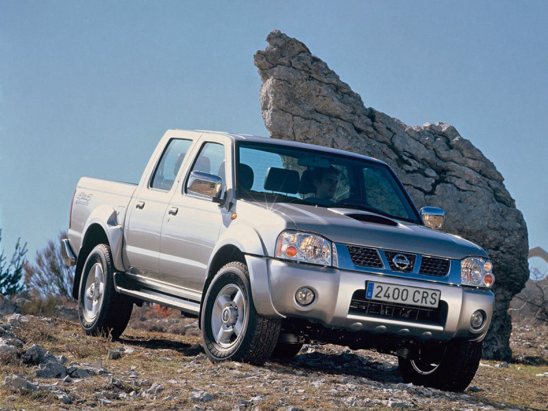 Nissan Np300