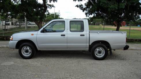 Nissan Np300 Doble Cabina 2014 Nissan Np300 Doble Cabina 2014