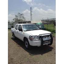 Nissan Np300 Doble Cabina 2014