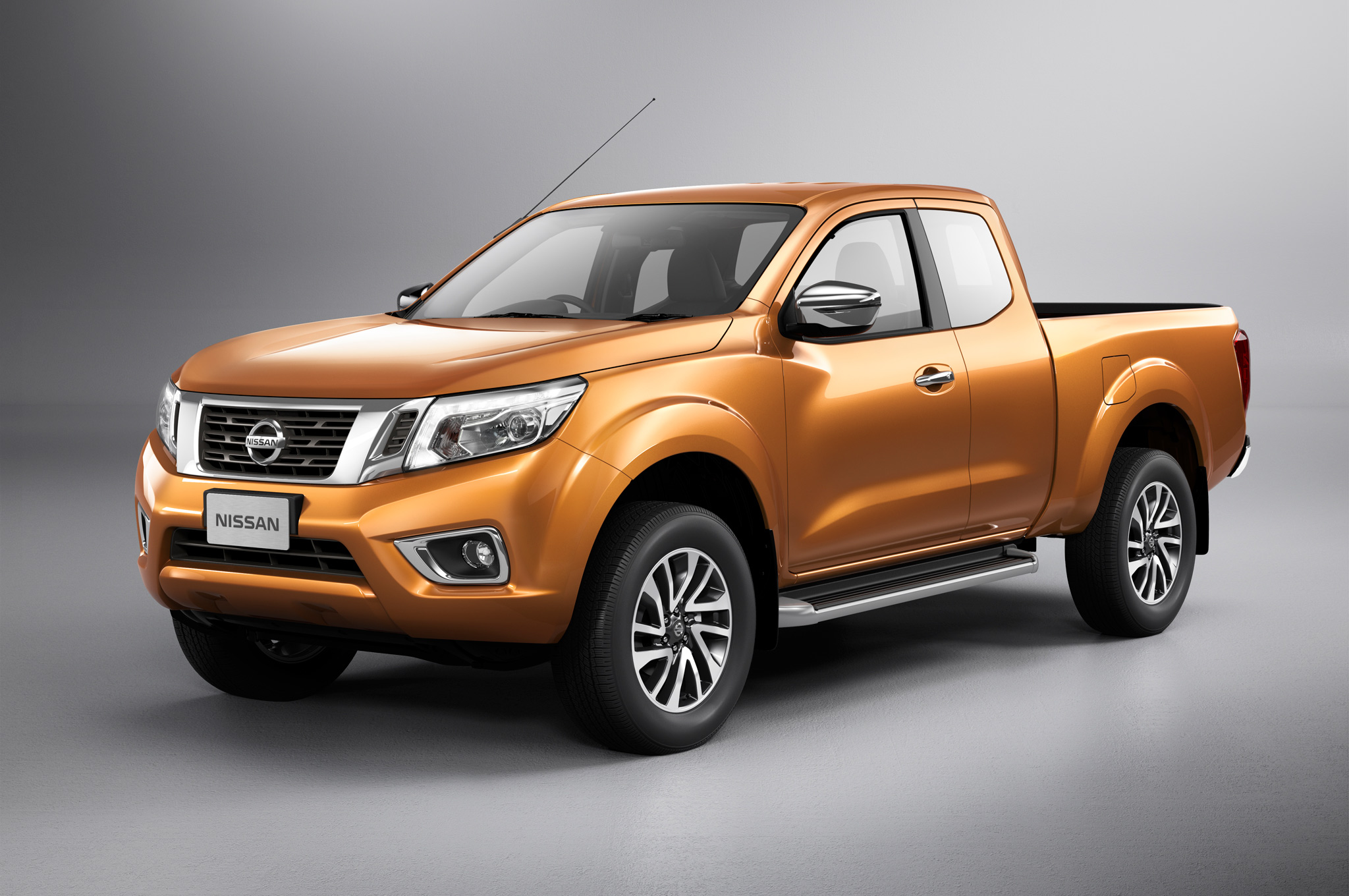 Nissan Np300 Pick Up 2015