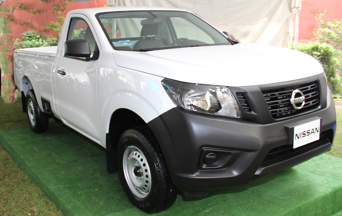 Nissan Np300 Pick Up 2015