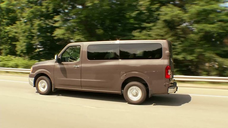 Nissan Nv 3500 Passenger Van