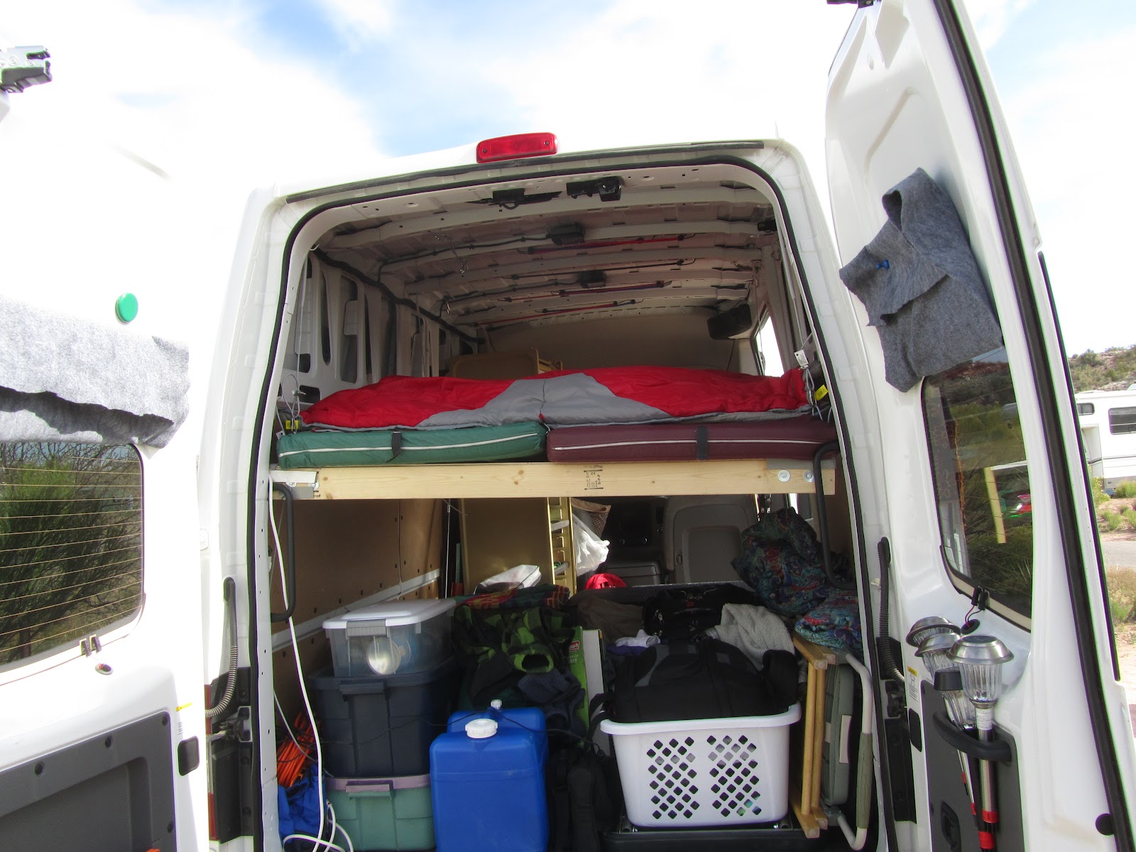 Nissan Nv Rv