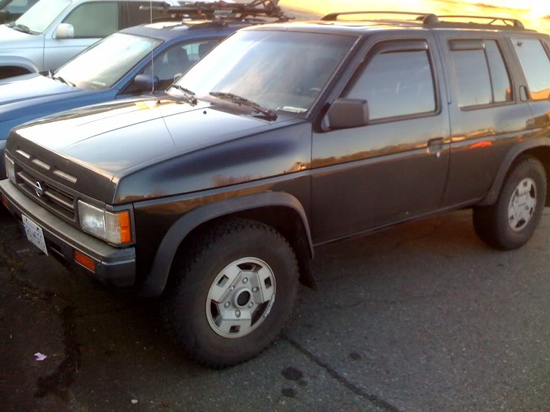 Nissan Pathfinder 1990