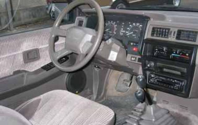 Nissan Pathfinder 1991