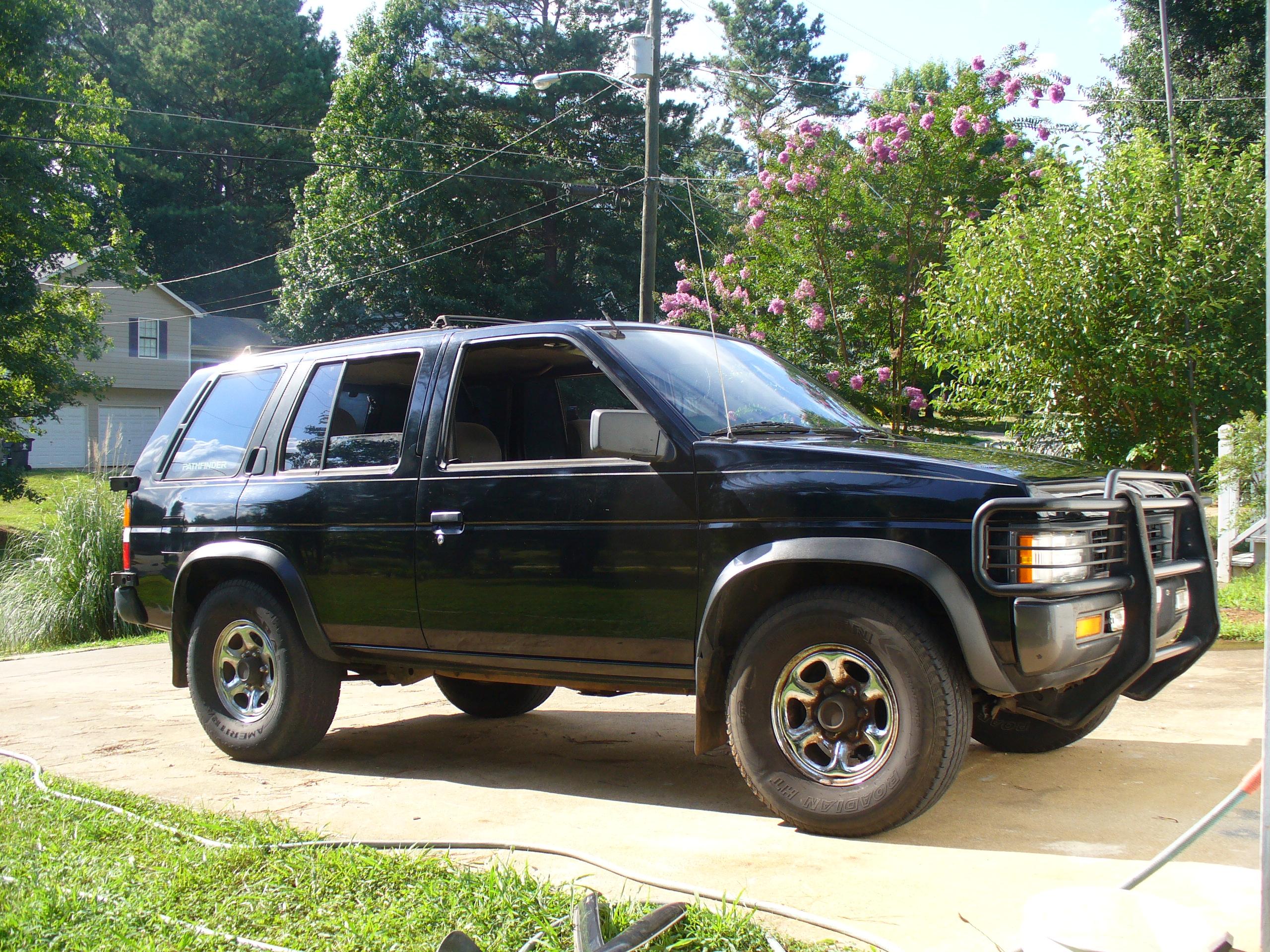 Nissan Pathfinder 1995