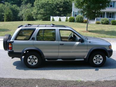 Nissan Pathfinder 1998