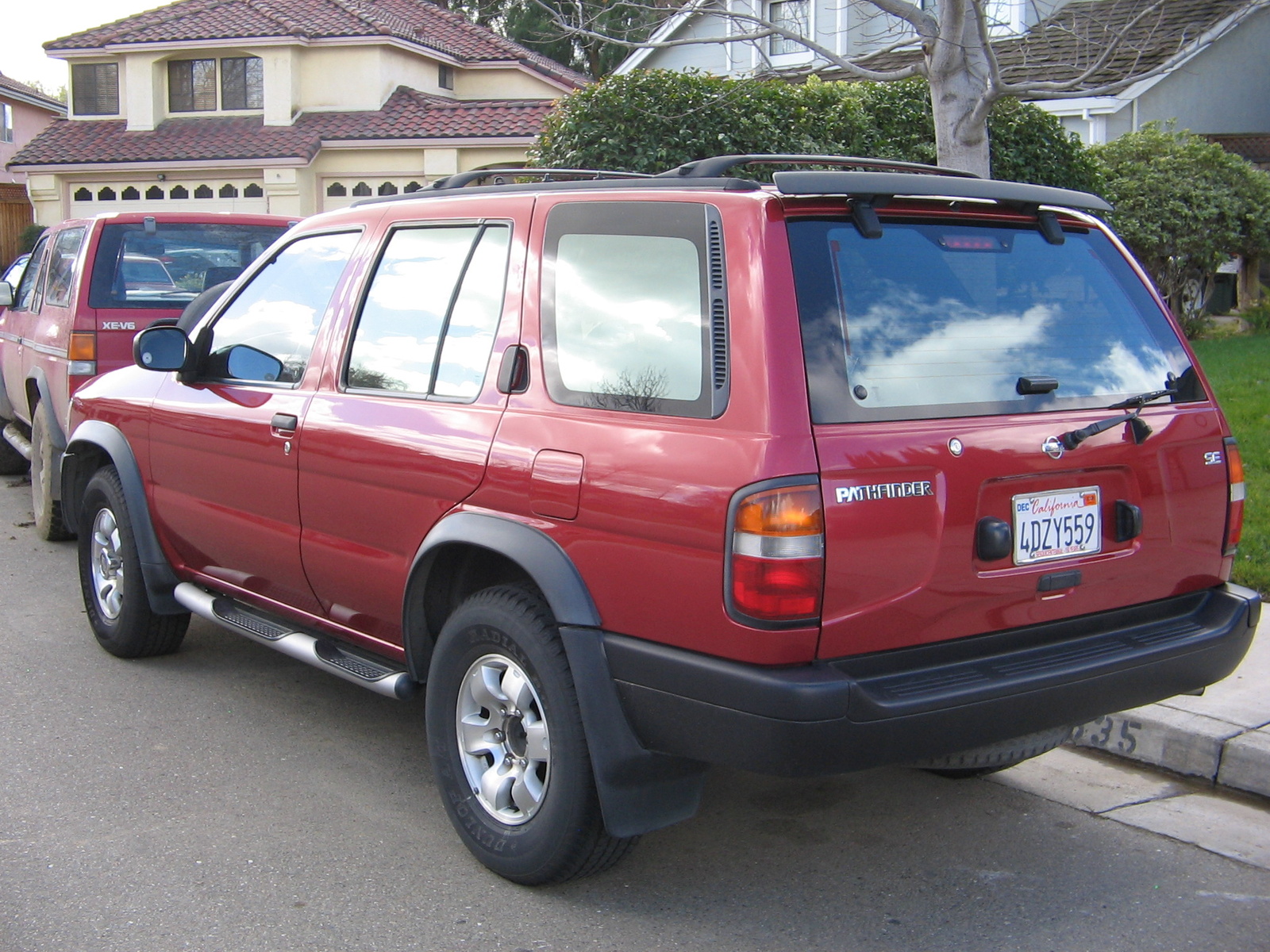 Nissan Pathfinder 1999
