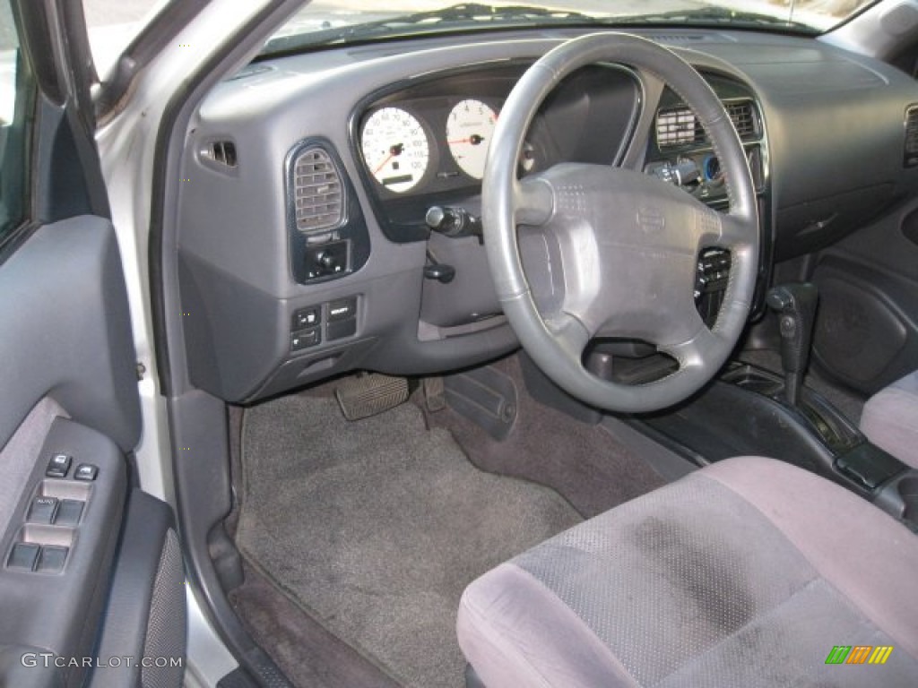 Nissan Pathfinder 1999