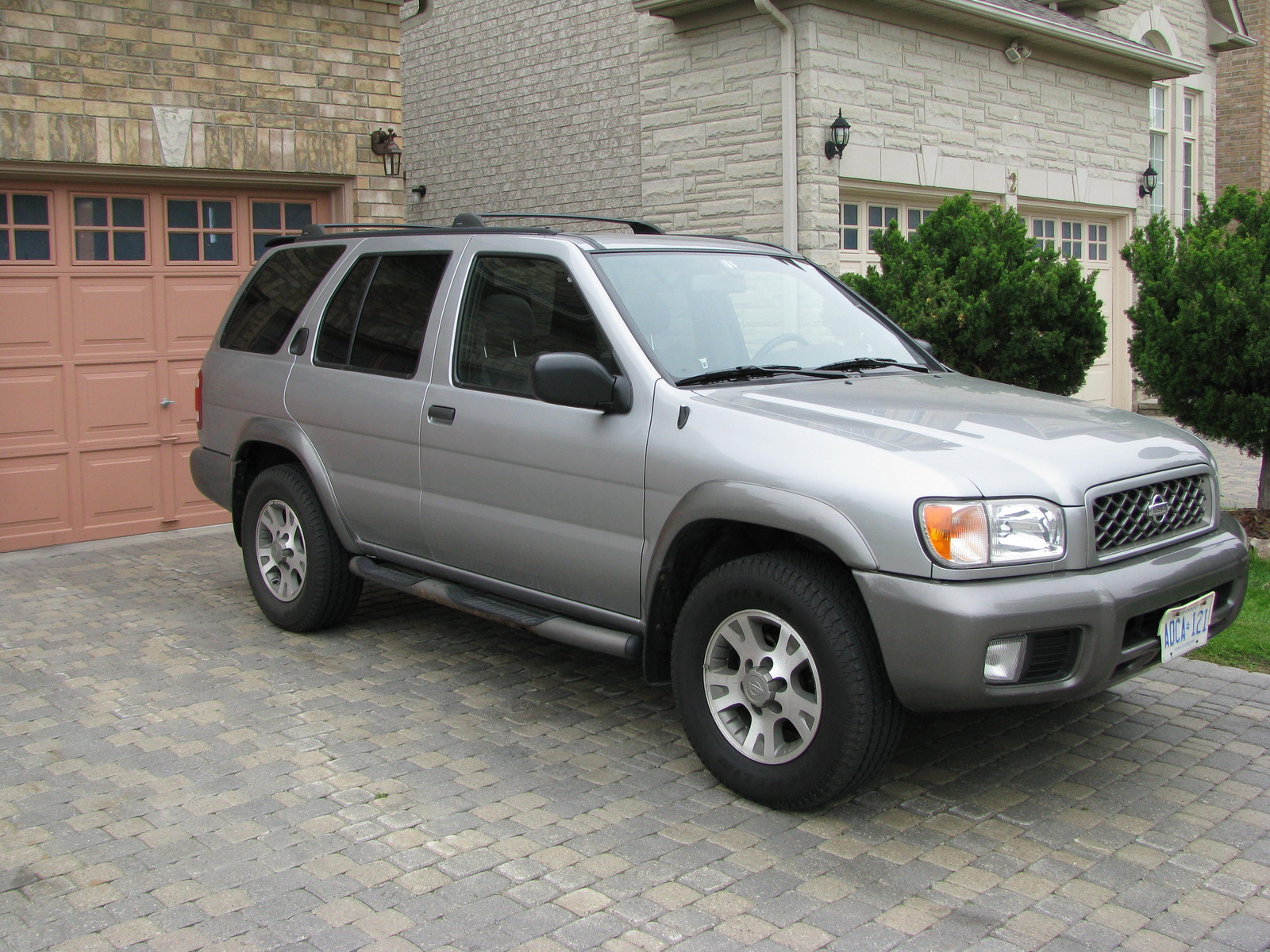 Nissan Pathfinder 2001