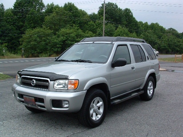 Nissan Pathfinder 2003