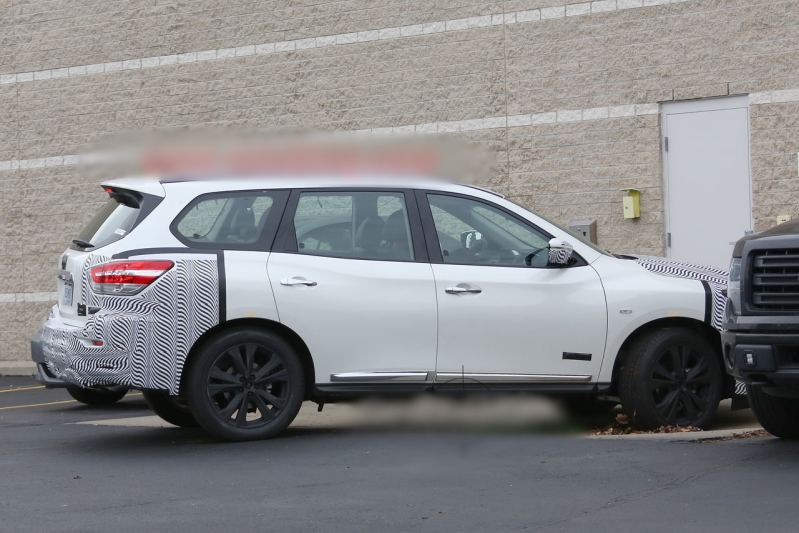 Nissan Pathfinder 2017