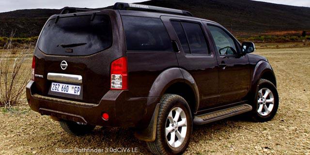 Nissan Pathfinder 3.0
