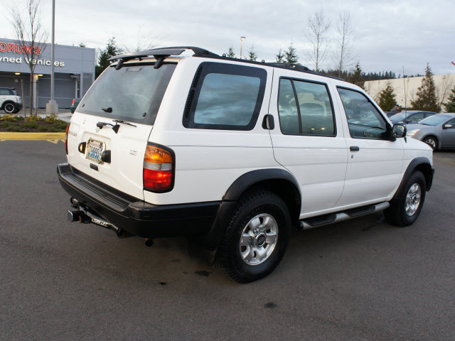 Nissan Pathfinder 4 Cylinder