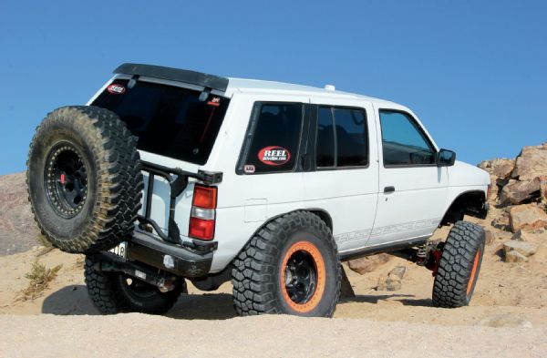 Nissan Pathfinder 4x4 Off Road