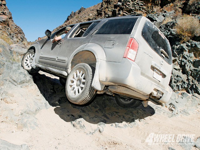 Nissan Pathfinder 4x4 Off Road