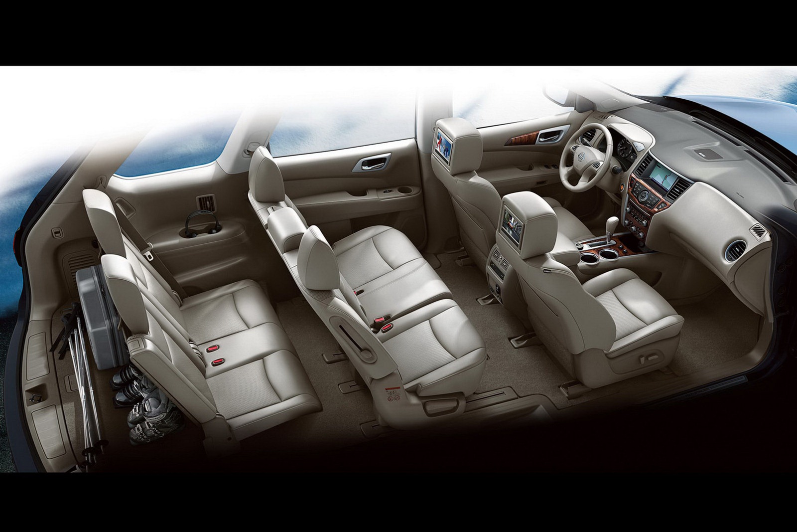 Nissan Pathfinder 8 Passenger