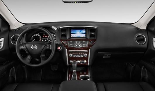 Nissan Pathfinder Hybrid 2015