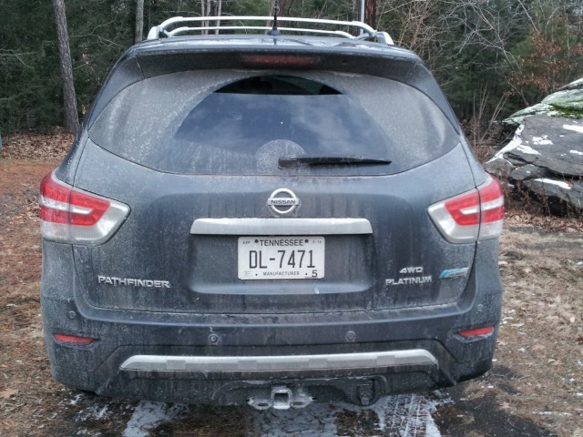 Nissan Pathfinder Hybrid 2016