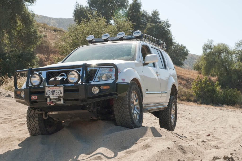 Nissan Pathfinder Off Road