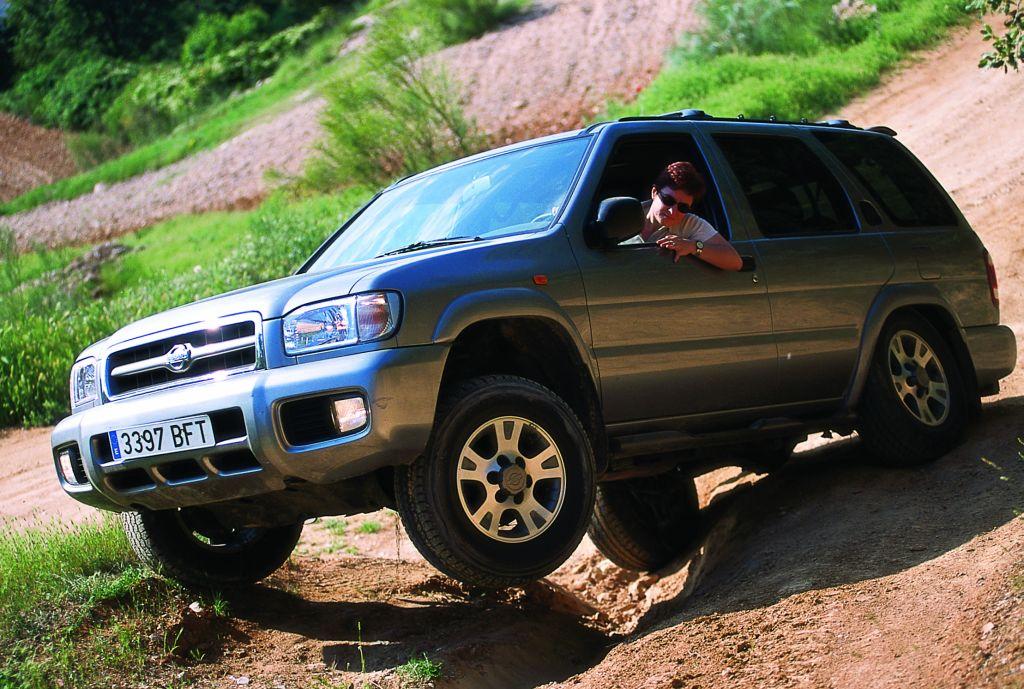 Nissan Pathfinder Se V6